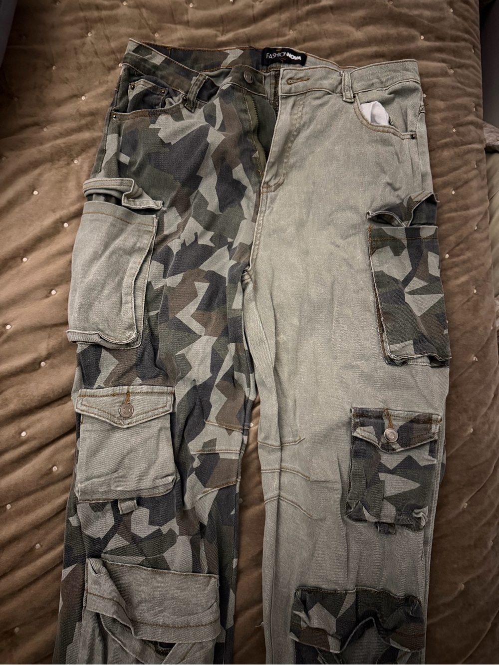 Fashion Nova Men’s Green Camo Patchwork Cargo Pants